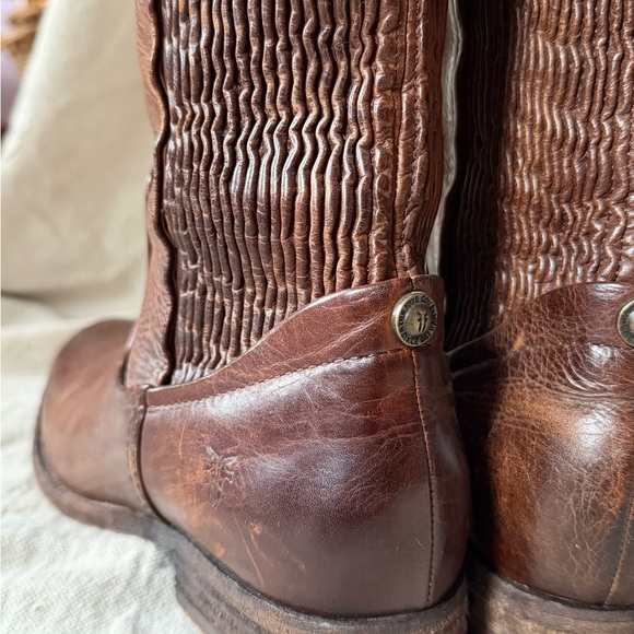 Frye Cognac Leather Knee High Pull on Boot -Woman’s 8.5 - Picture 6 of 7